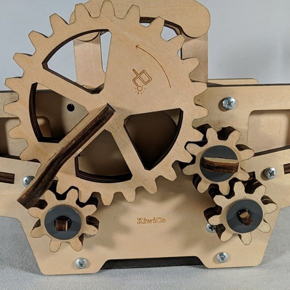 KiwiCo Card Shuffling Machine Shuffler Wood Kiwi Co Build your own RETIRED BUILT - Picture 5 of 9